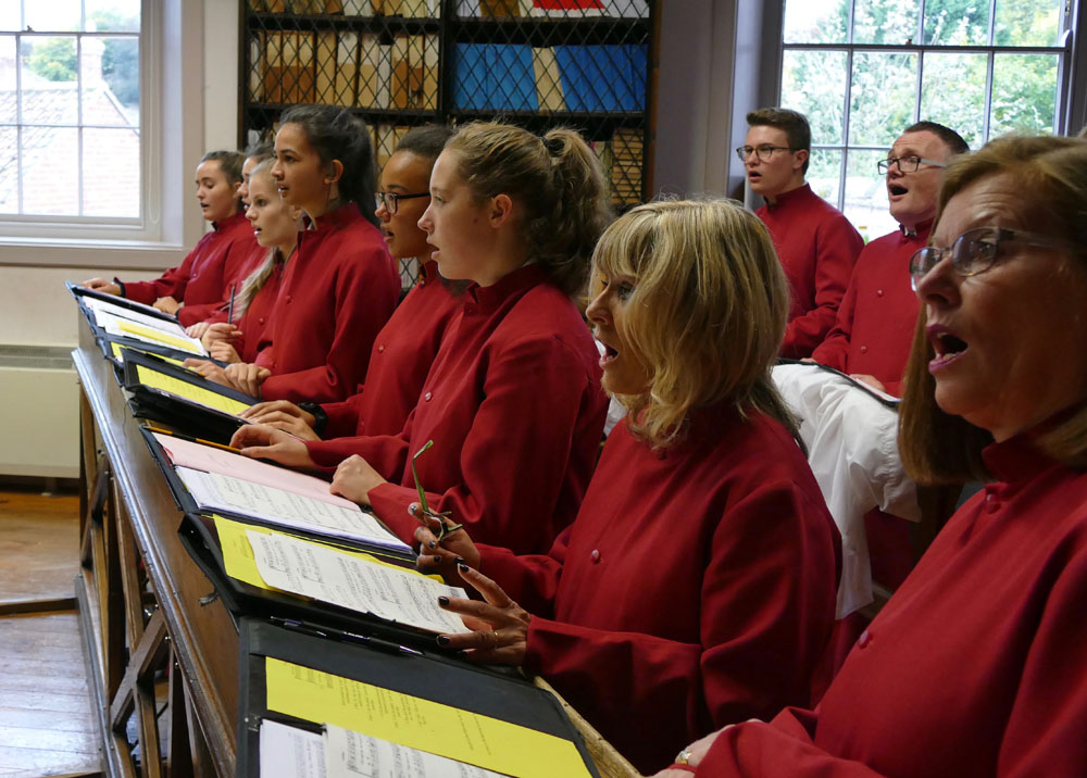 Chamber Choir sing Evensong at Hereford Cathedral, 12th October 2016